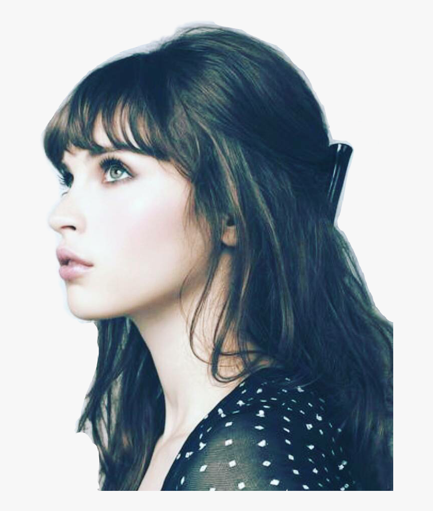#felicityjones #actress #beauty #beautiful #girl #girly - Dark Hair And Bangs, HD Png Download