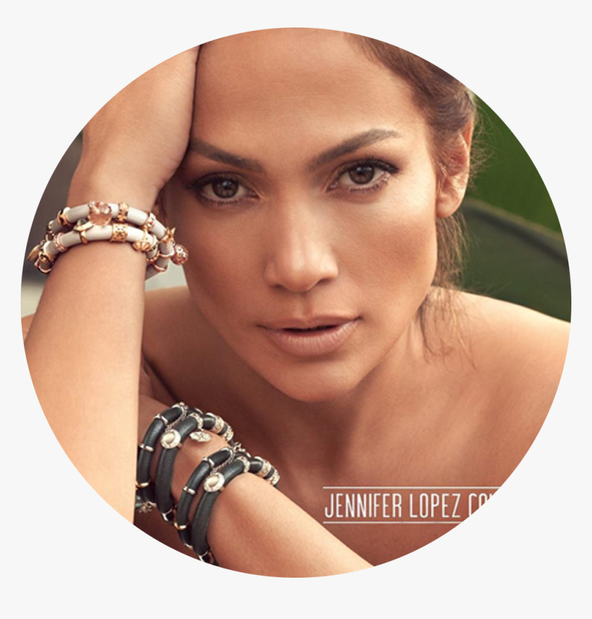 Woman Wearing Pandora Bracelet, HD Png Download