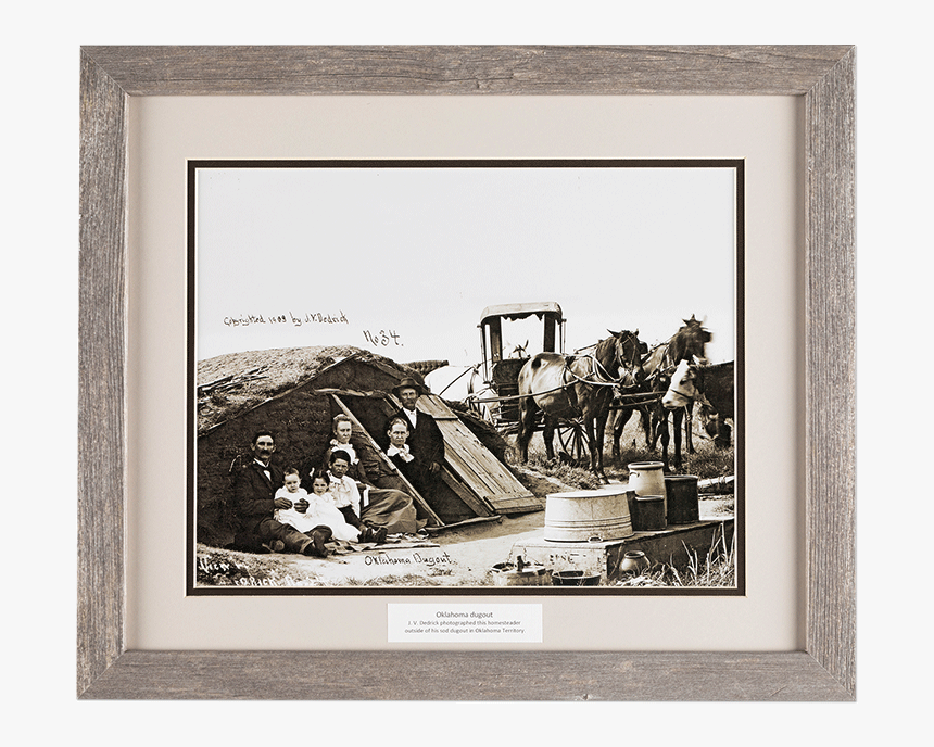 A Family Next To Their Dugout House In Oklahoma Territory - Sod Dugout House, HD Png Download