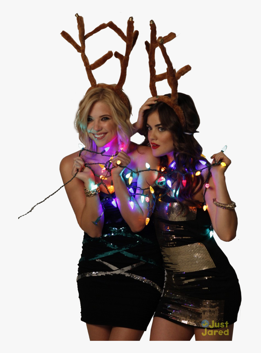 Lucy Hale E Ashley Benson Png - Pll Christmas Photoshoot, Transparent Png