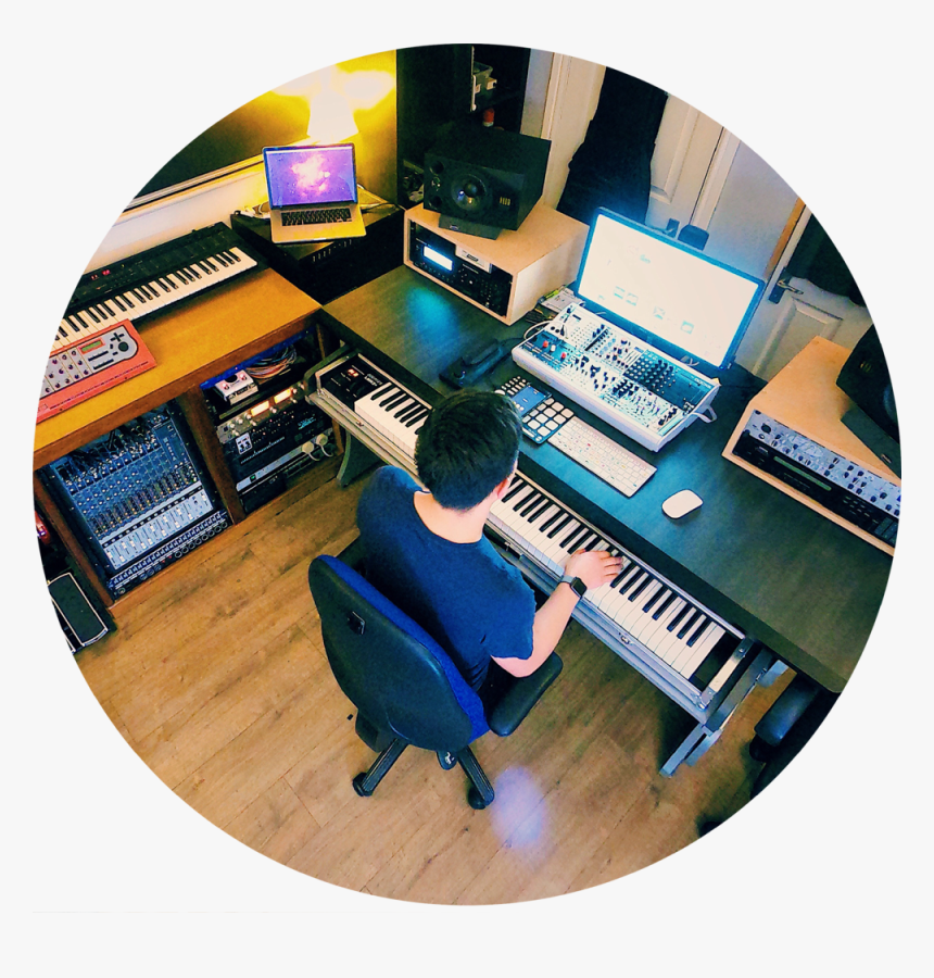 Elliott Liu - Studio - Focus - Den, HD Png Download