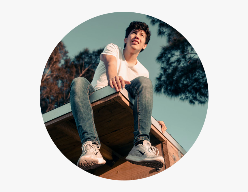 Teenaged Boy Sitting On Edge Of Deck - Guy Sitting On Roof, HD Png Download