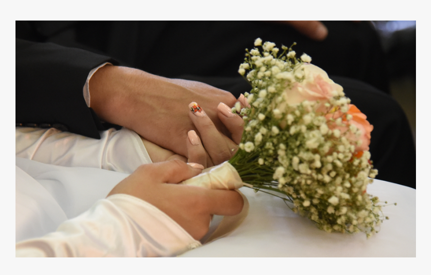 Antes De Ir Al Altar Los Novios Recibieron La Preparación - Holding Hands, HD Png Download