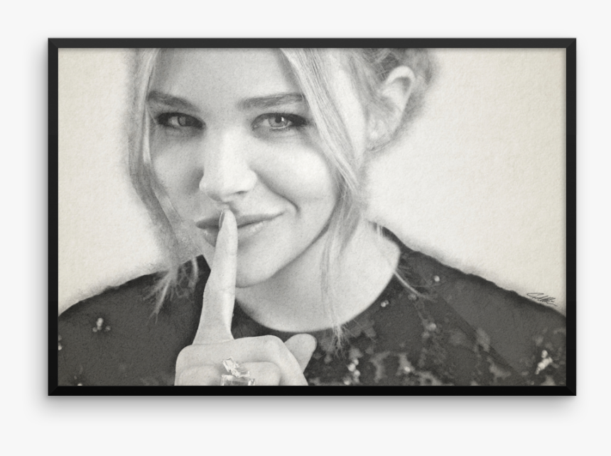 Chloemoretz Mockup Wall Horizontal Original - Chloë Grace Moretz, HD Png Download