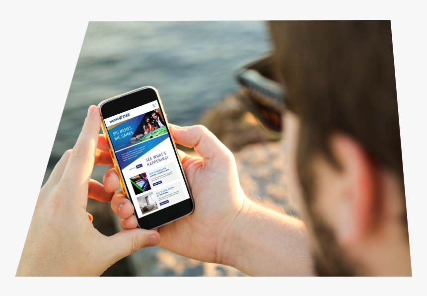 Playing Games On Phone, HD Png Download