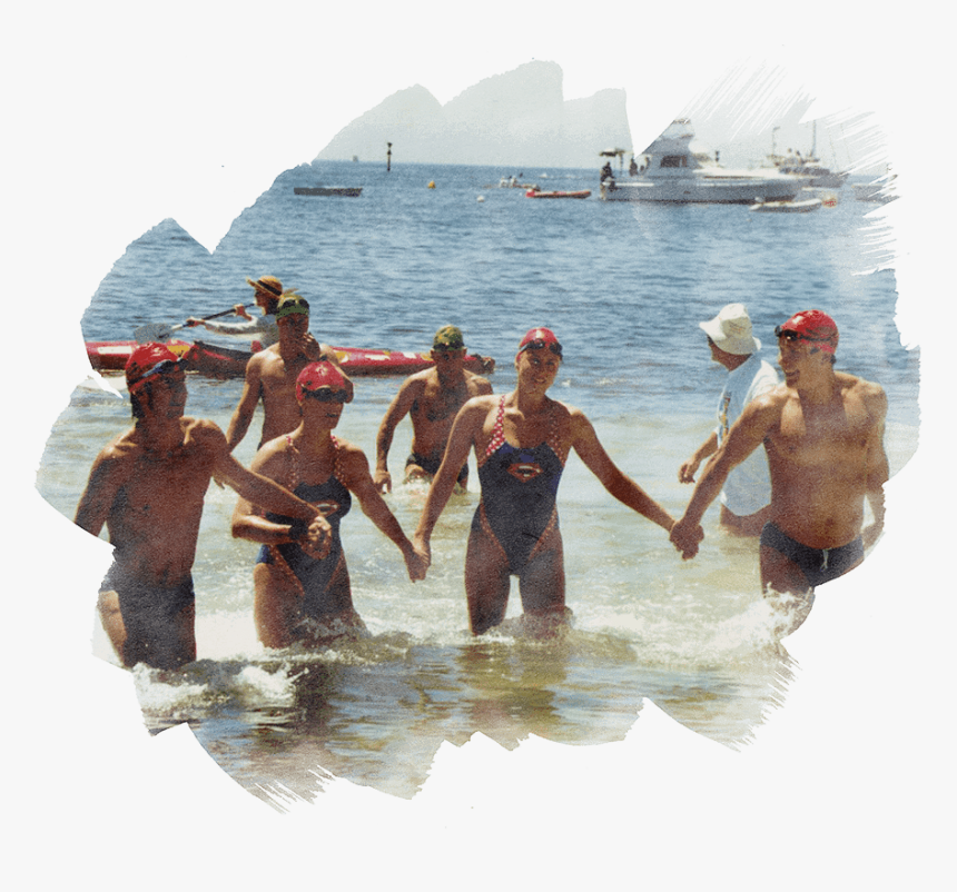 Swimming Team Holding Hands In Ocean - Vacation, HD Png Download