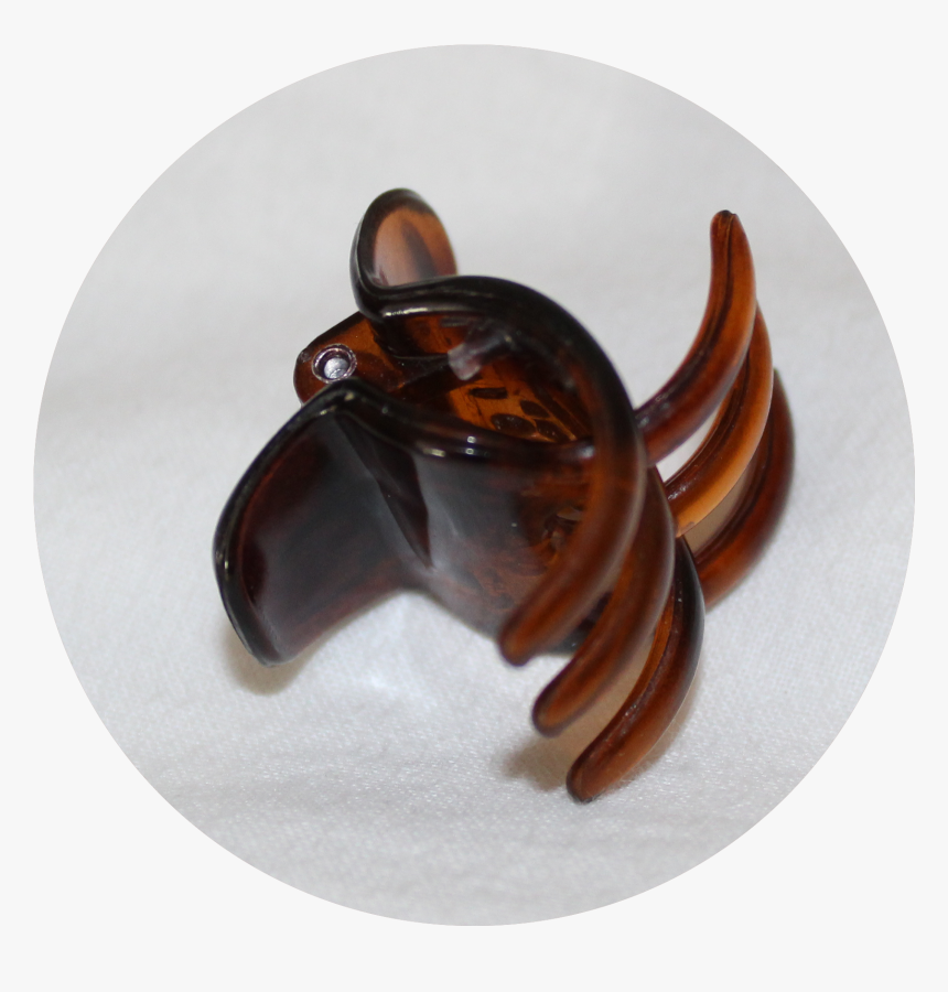 A Plastic Brown Jaw Clip For Hair Sits On A White Background - Stallion, HD Png Download