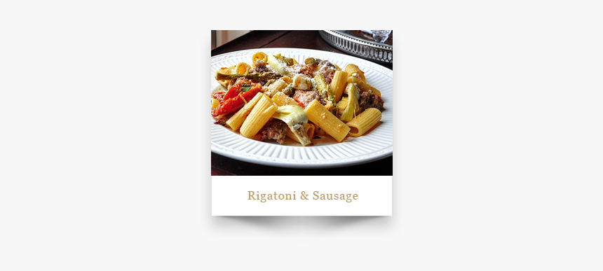Plate With Rigatoni And Sausage Pasta Dish - Penne, HD Png Download