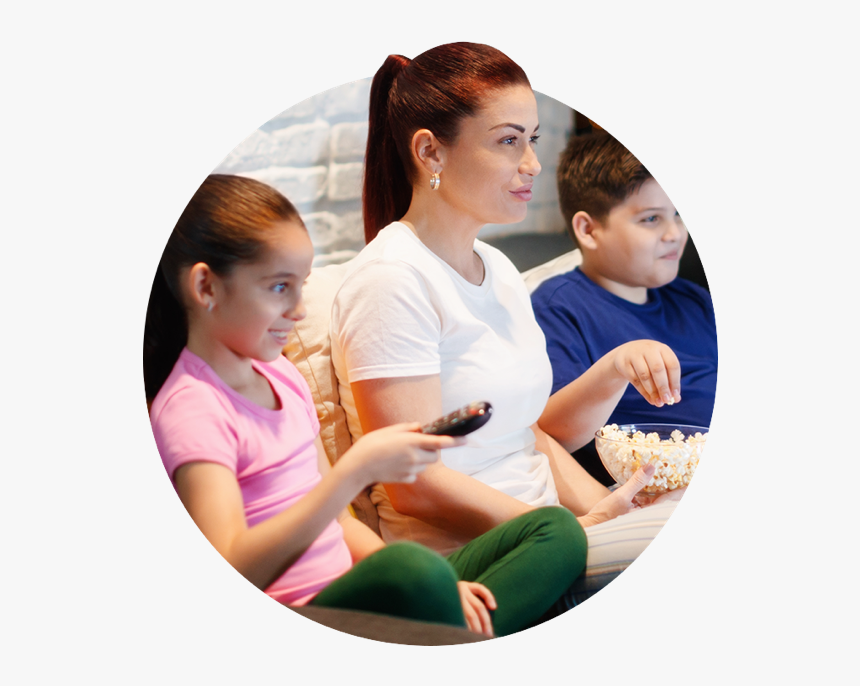 Family Mom Watching Tv, HD Png Download