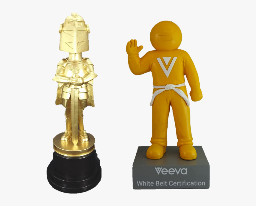 Figurine With Wooden Base - Figurine, HD Png Download