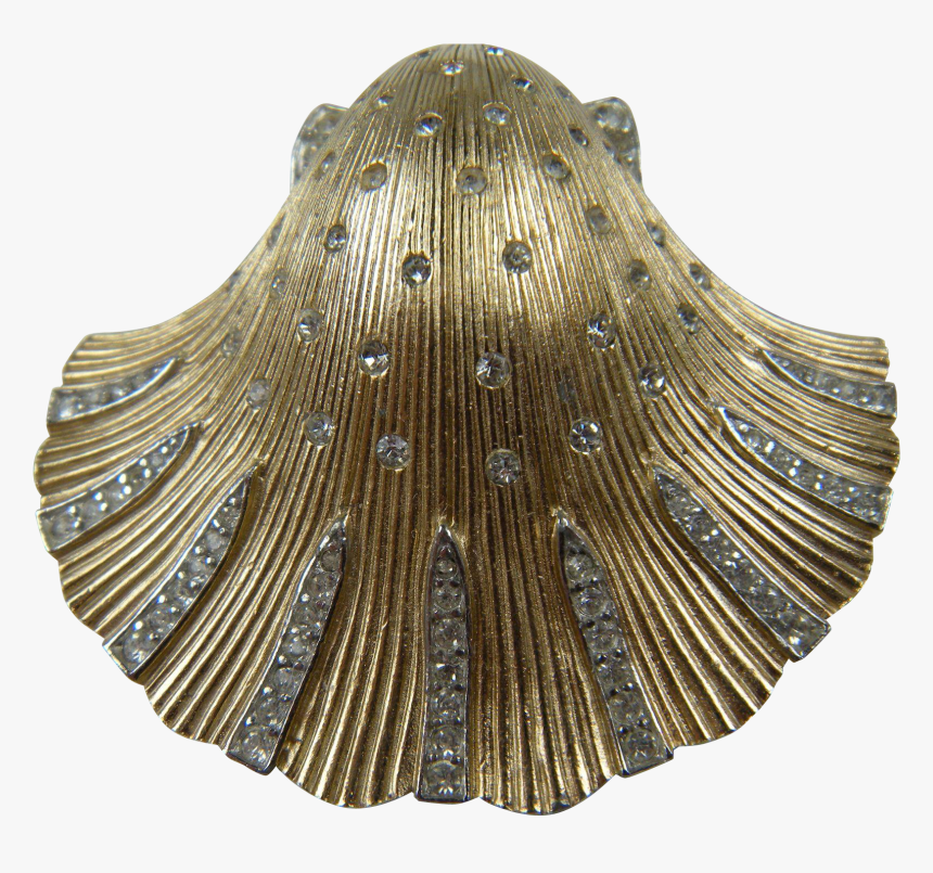 Exquisite Clam Shell Motif Features A Brushed Gold - Fresh Focus, HD Png Download