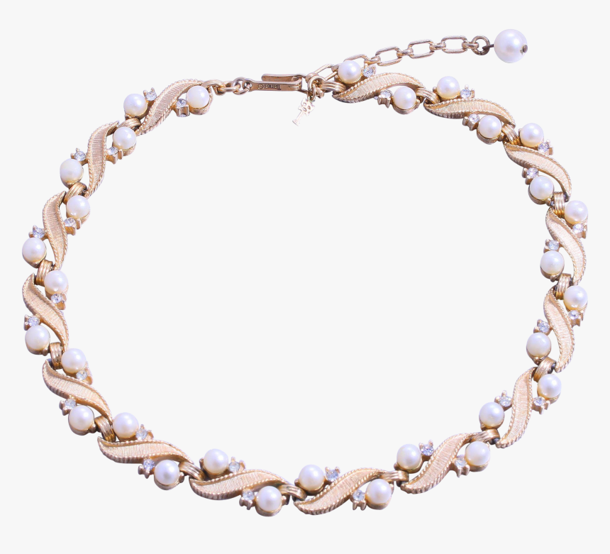 This Fabulous Vintage Necklace Features Creamy Faux - Necklace, HD Png Download