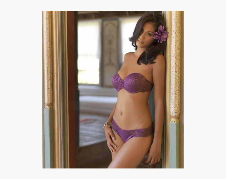 Beautiful Bra And Panties Set - Mor Iç Çamaşırı Modelleri, HD Png Download