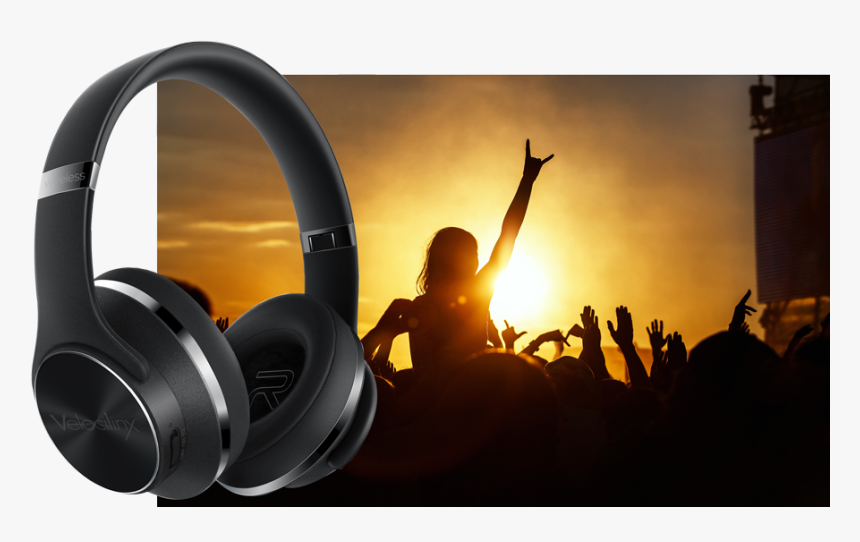 Our Soundshare Headset In Front Of A Concert Crowd - Sunset Fest, HD Png Download