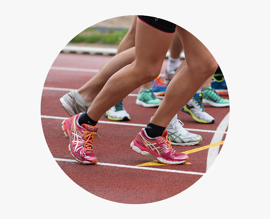 A Group Of Runners Prepare For A Race - Sports, HD Png Download