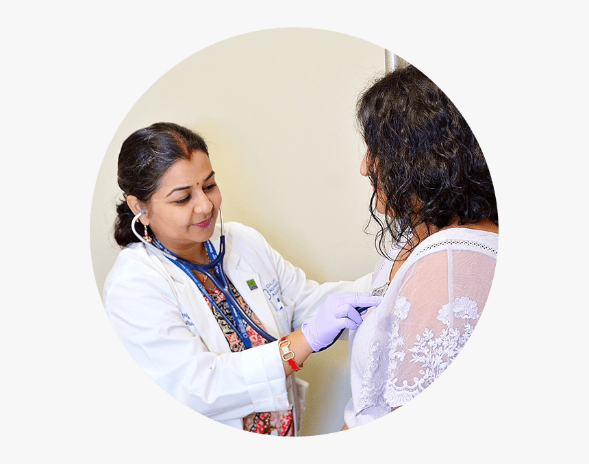 A Doctor Examining A Patient - Girl, HD Png Download